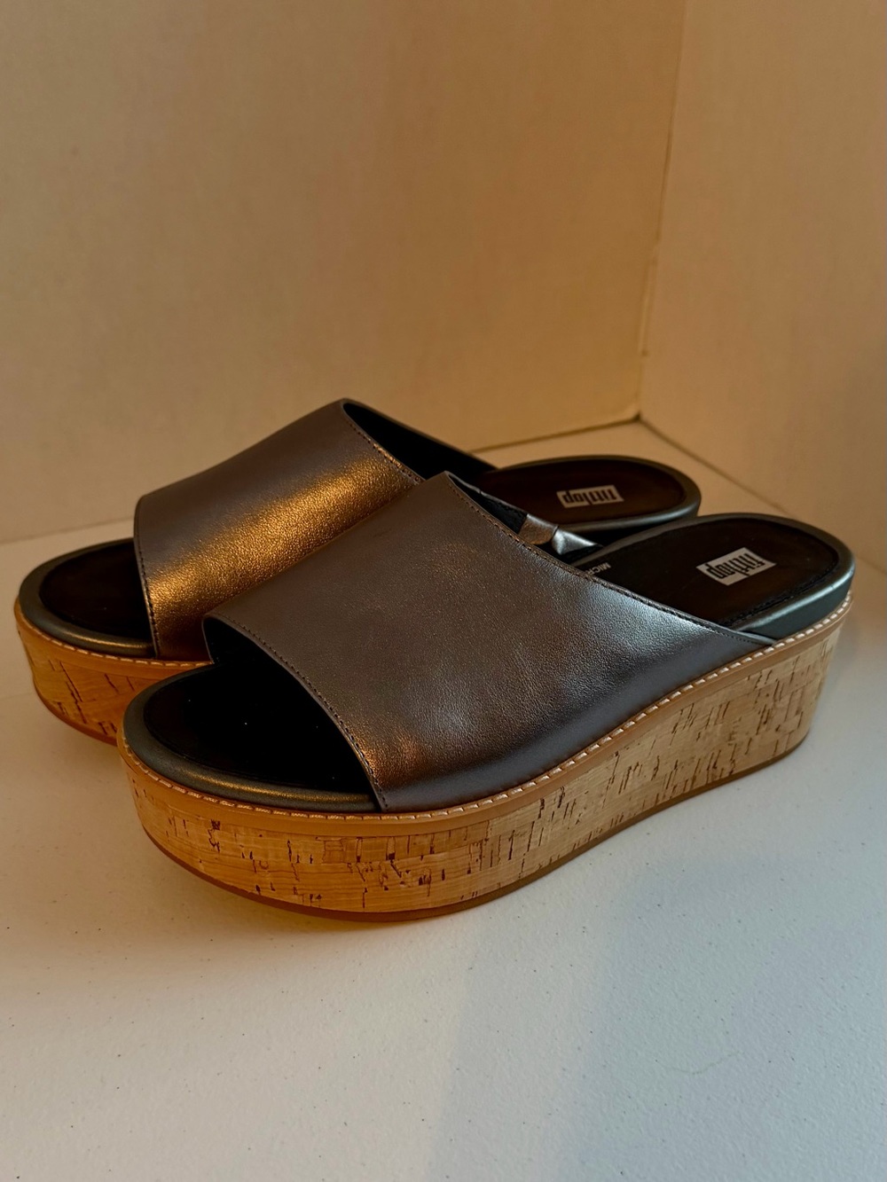 FitFlop Black/Metallic  Platform Slide Sandals Cork Wedge  Leather Women’s 6